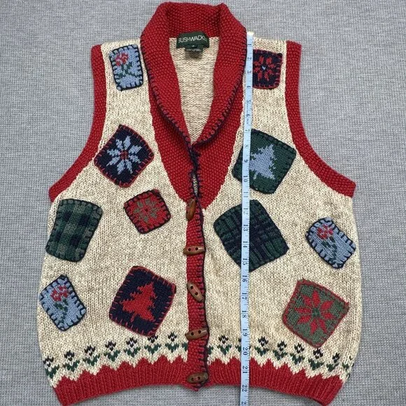 Vtg Bushwacker Womens Small Patchwork Holiday Sweater Vest Red Beige Button Knit - Picture 12 of 15